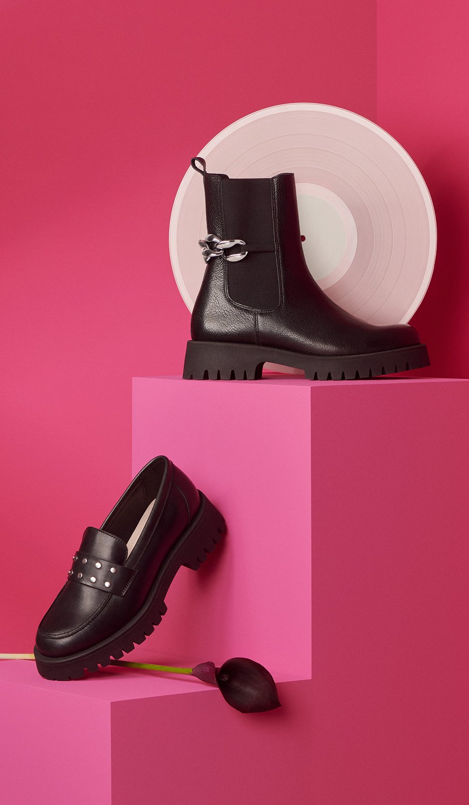 Derbies André en coloris Noir Femme Chaussures Chaussures plates Chaussures et bottes à lacets 